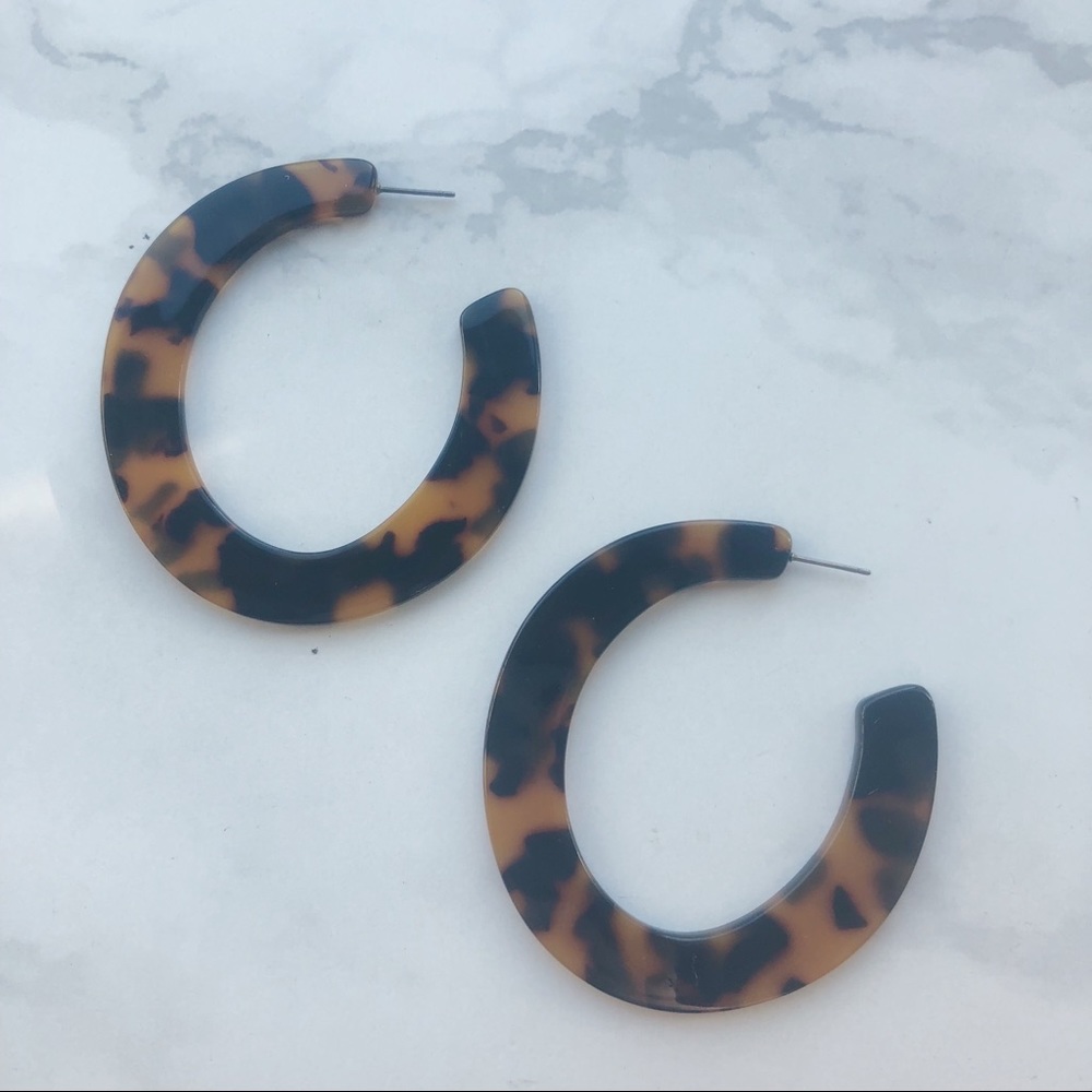Reserved 2 Large Tortoise Resin Hoop Earrings - Picture 2 of 4